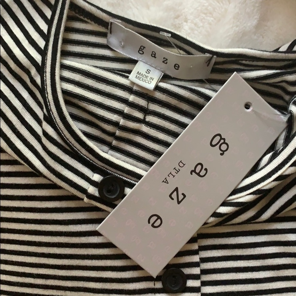 Gaze black and white crop tank top - Picture 3 of 3